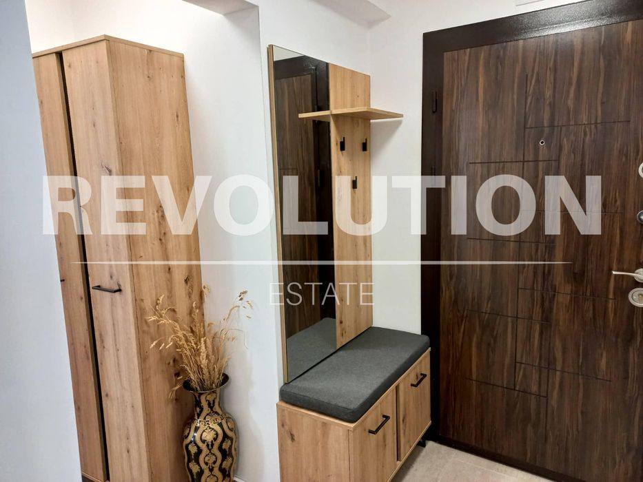 Дава се под наем Тристаен апартамент в Варна, Лятно кино Тракия - 110 кв.м за 1000 € - Снимка #6