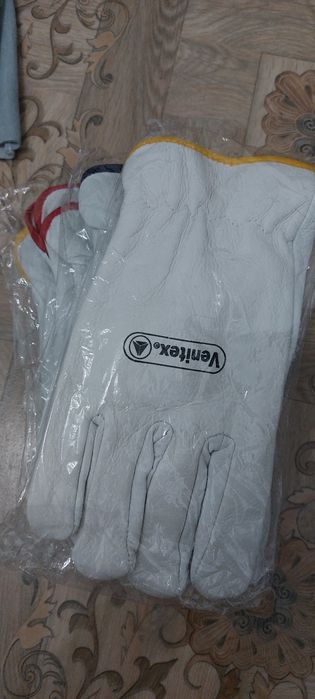 Перчатки, строительные