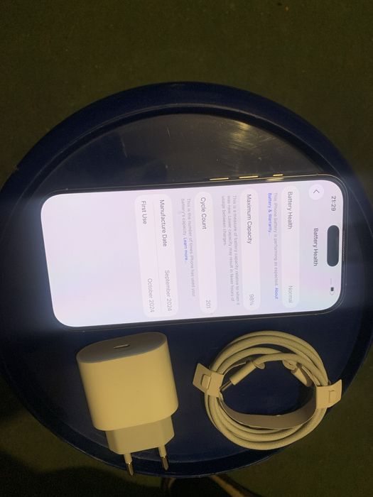 16 pro 256 гб - като нов