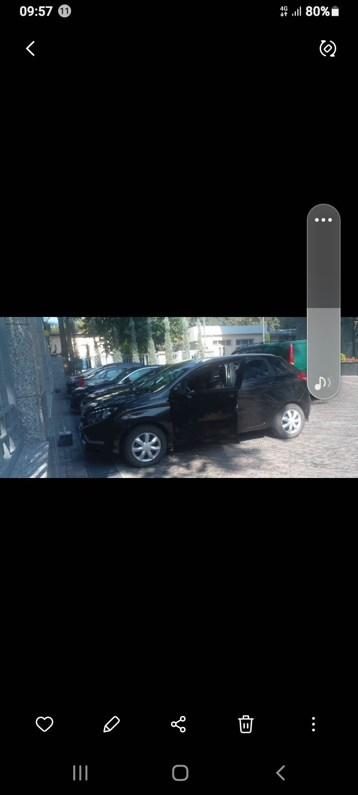 Lada XRAY Satiladi