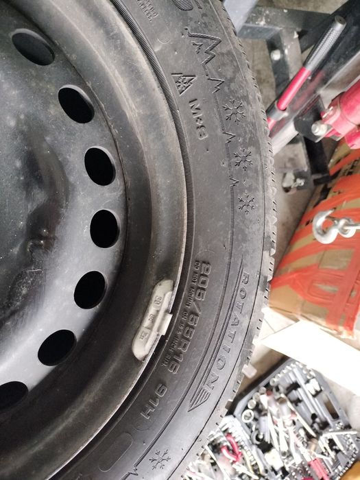 Anvelope iarna 205/55/16 roti ford