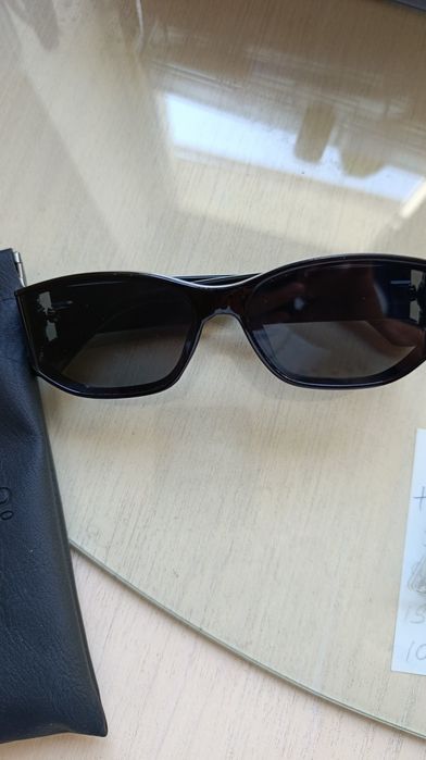 Очки солнцезащитные черные