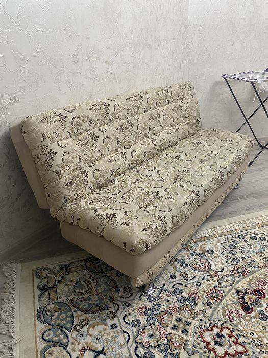 Продается диван с креслами