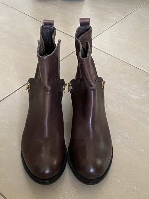 Cizme de piele pentru femei firma Liu Jo, nr. 40. Noi!!