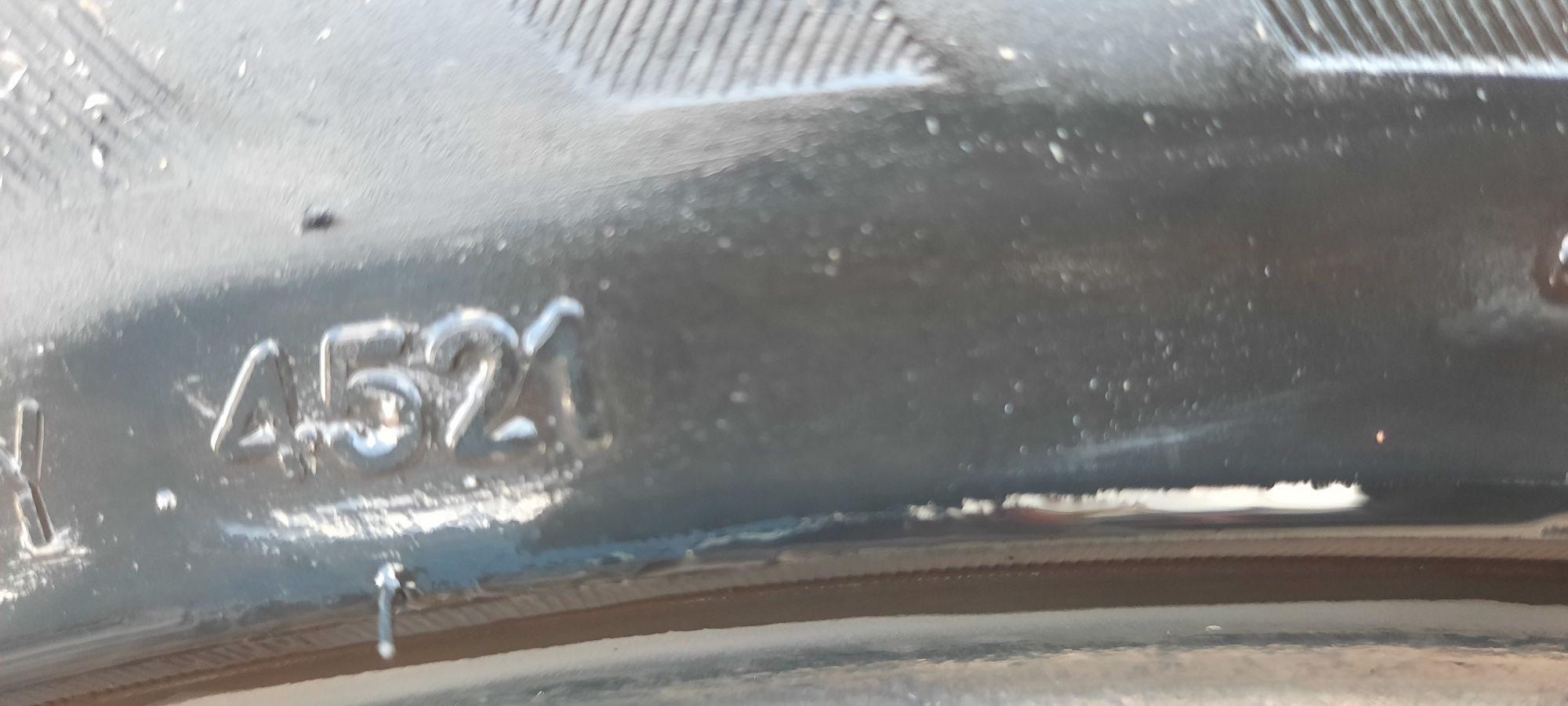 2 броя летни гуми 225 45 18 7мм