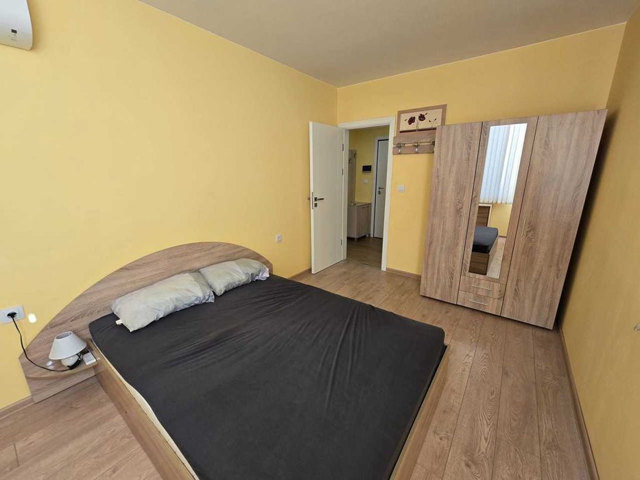 Двустаен Апартамент в Кючук Париж