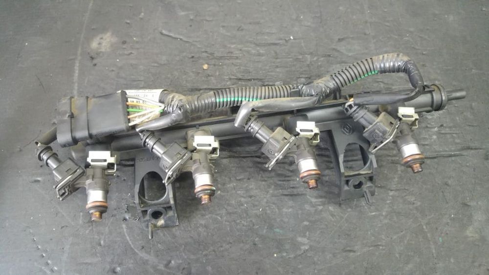 injector renault modus symbol 2 clio 2 clio 3 1.2 b  0280158046  8200292590