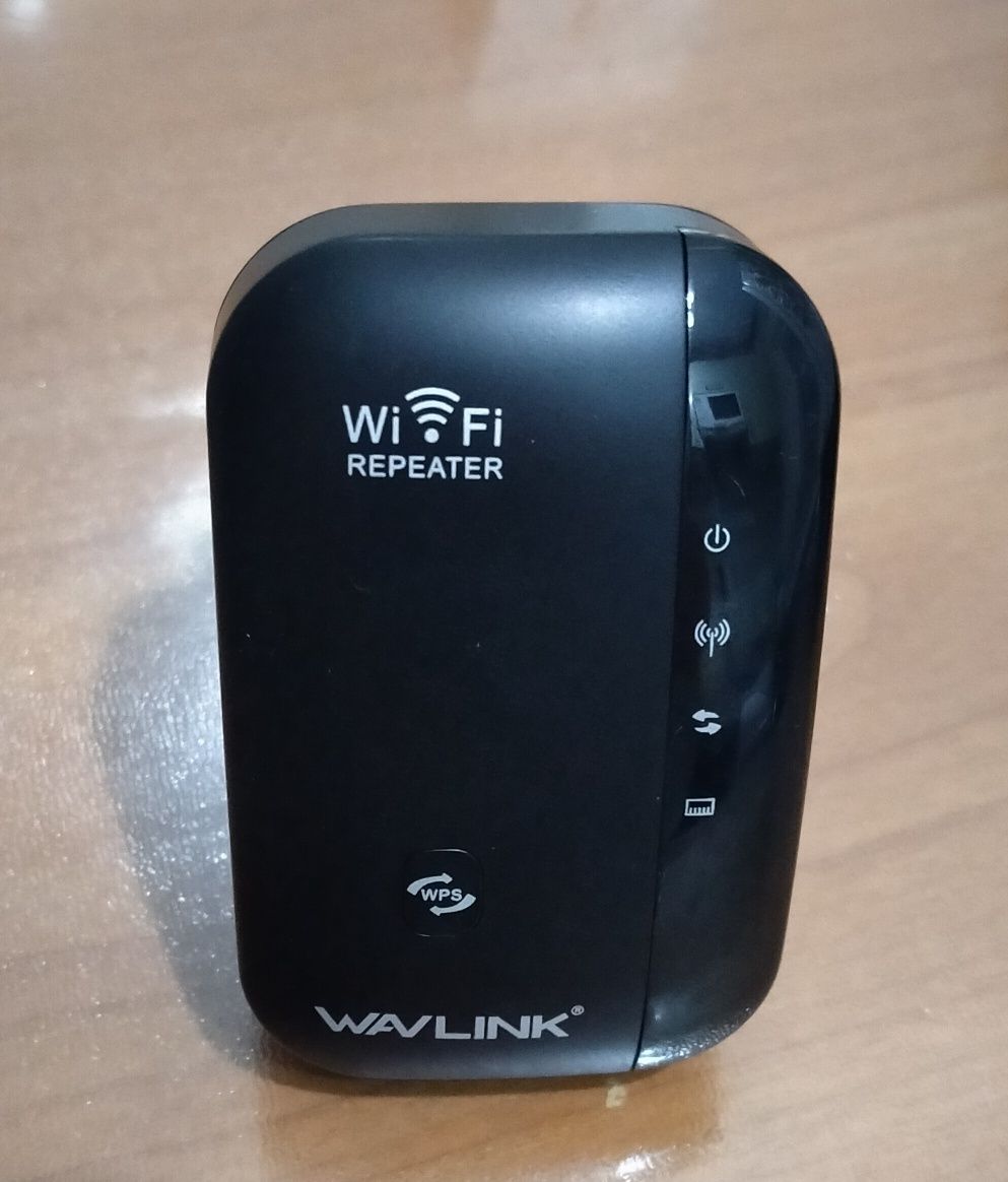 Продам усилитель Wi-Fi  (беспроводной мини- маршрутизатор сети) новый)