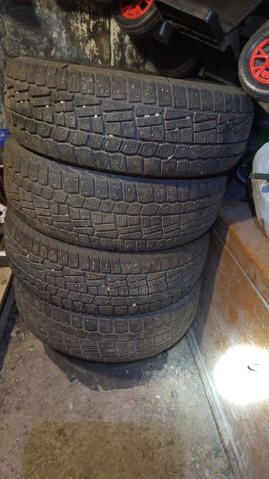 Продам резину виати