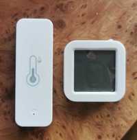 Set senzori smart de temperatura si umiditate cu control din aplicatie