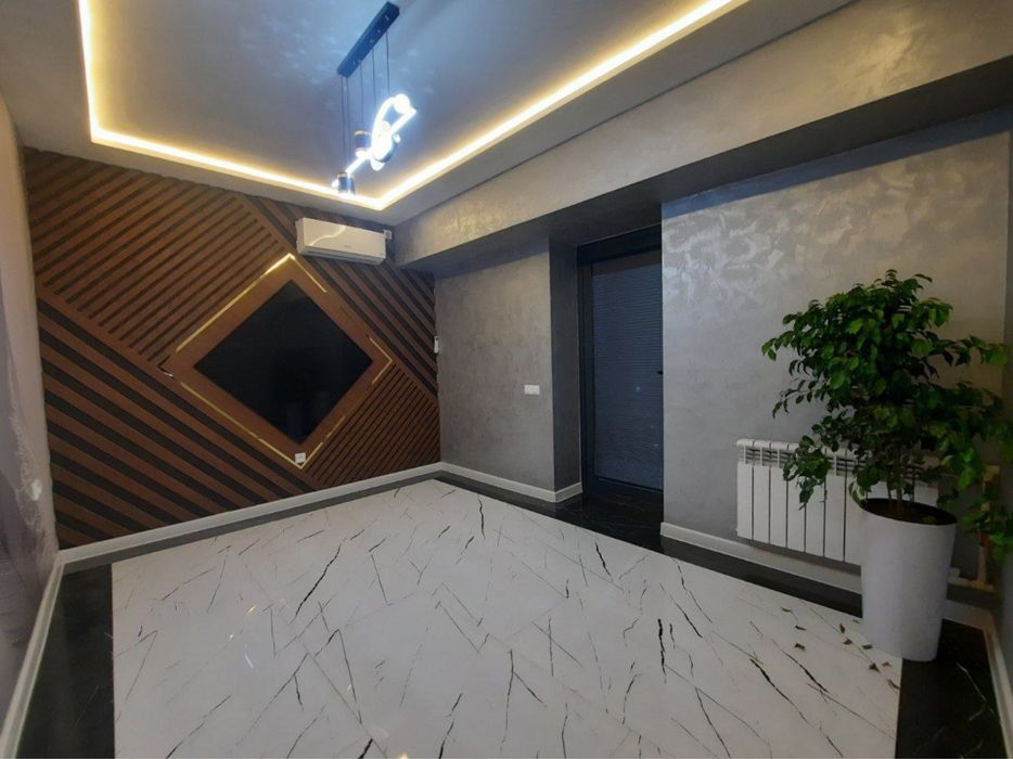 Ц-4 Пойтахт БЦ | 60кв - нежилое помещение Аренда