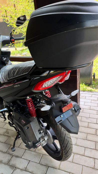 Vand scuter nou, inmatriculat si asigurat, Brasov