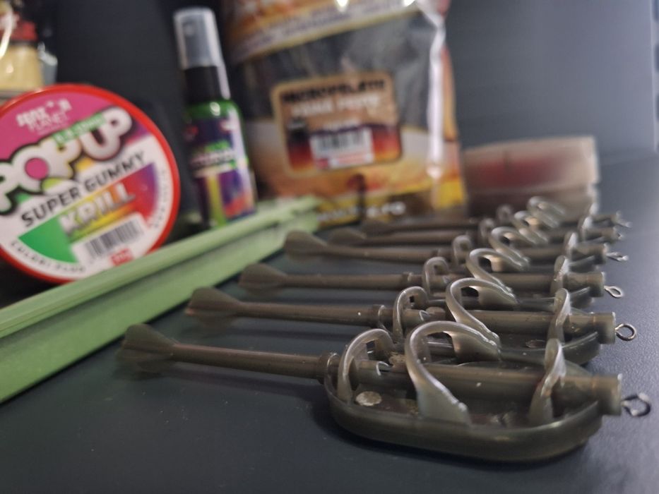 Set Feeder Nada și Monturi