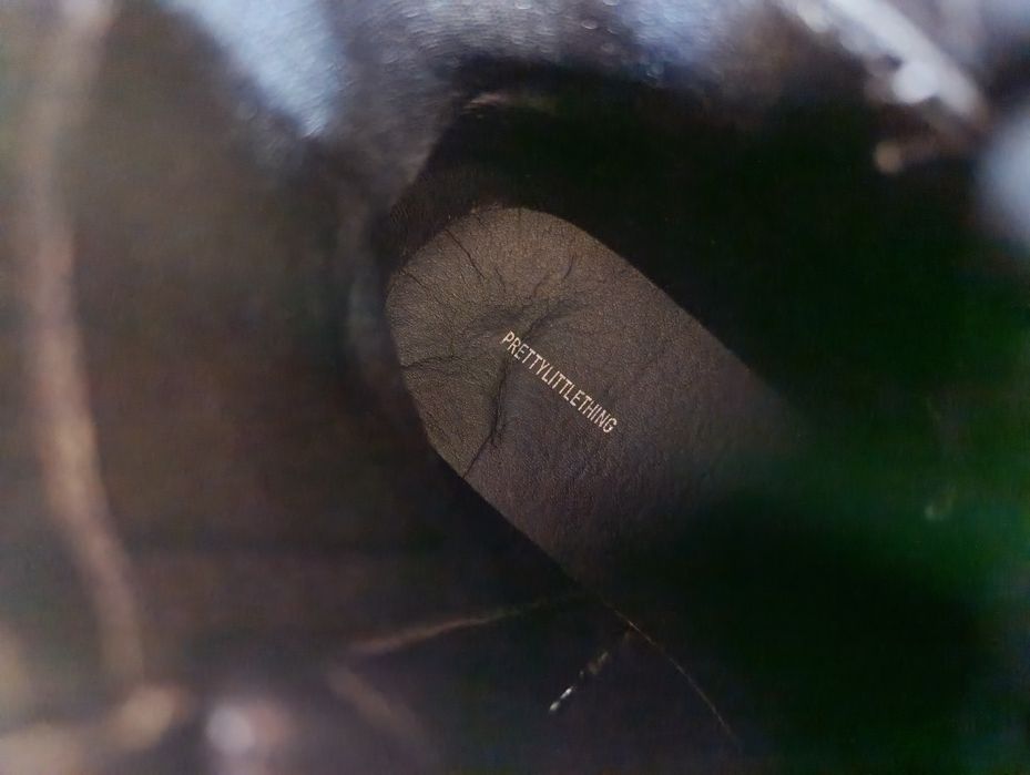 Ghete piele lăcuită 37 Pretty Little thing