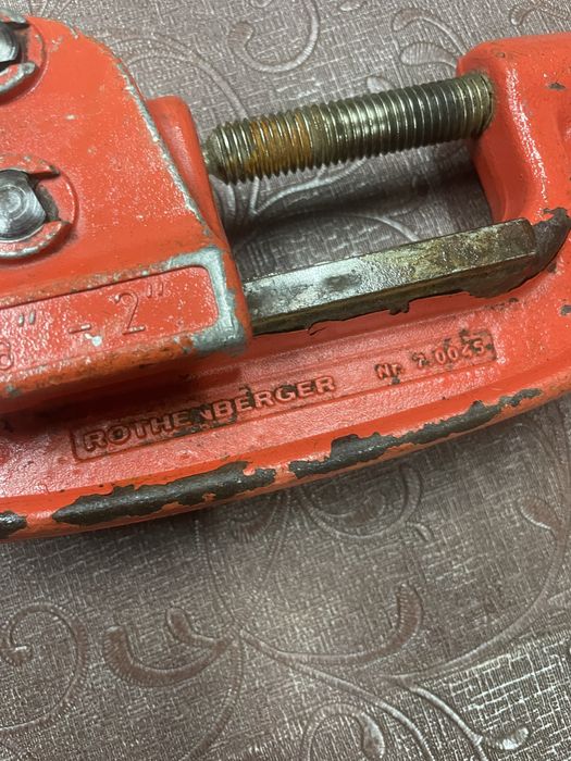 Резачка за тръби тръборез rothenberger