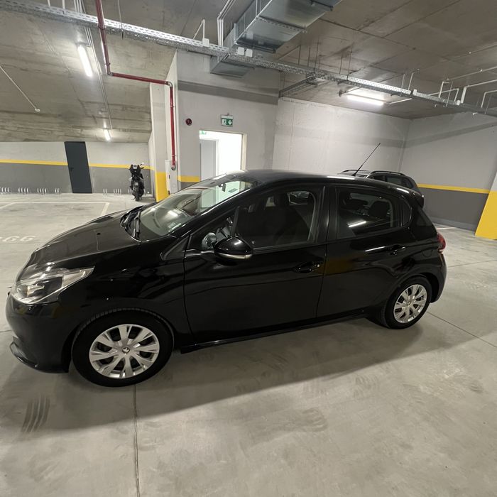 PEUGEOT 208, 2017 година