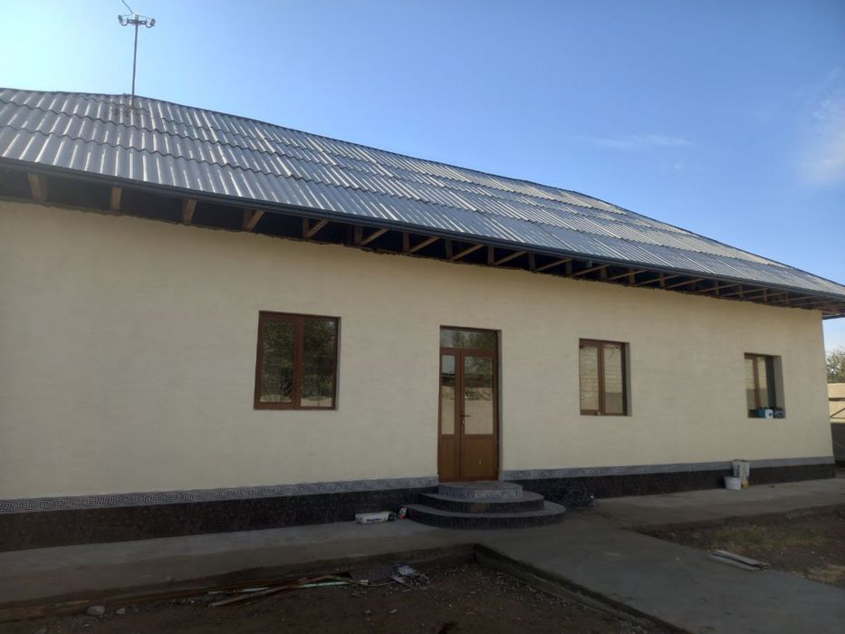 Янгиюлда йанги курилган 4 сотохлиг участка сотилади