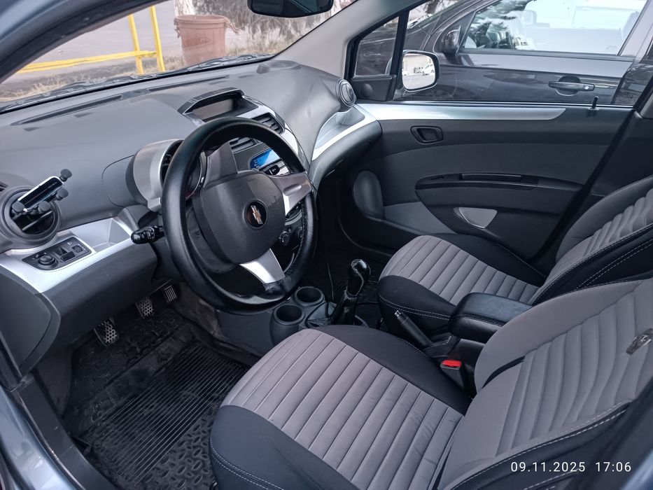 Спарк 3 позица сотилади 2015 йил 120000 пробег холати идеал