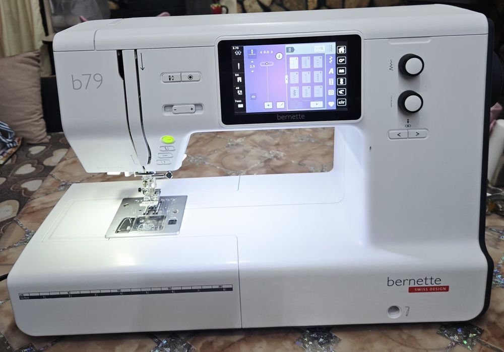 Шевна и бродировъчна машина bernette b79