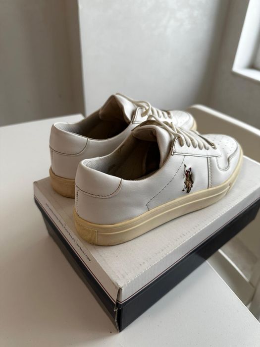 Papuci US Polo albi, mărimea 39