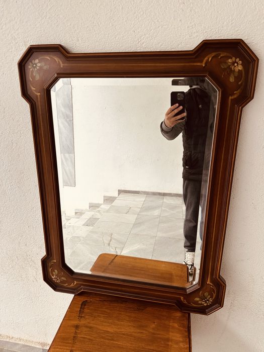 Винтидж италианско огледало с ръчно рисувани мотиви от 80-те