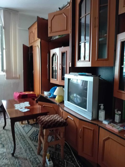 Garsoniera decomandată de vânzare