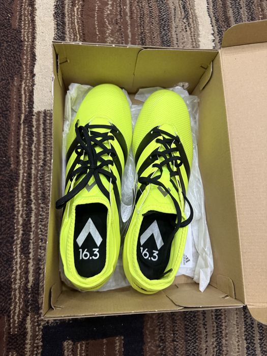 Футбольные бутсы adidas ACE 16.3 PRIMEMESH