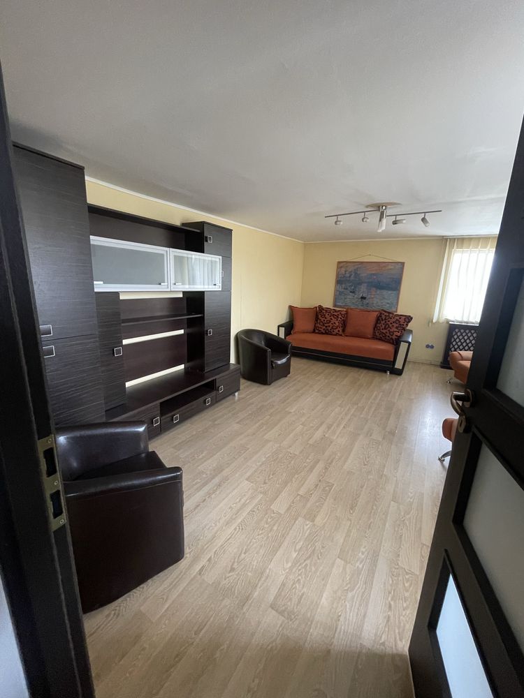 Inchiriezi hala brasov 360m2