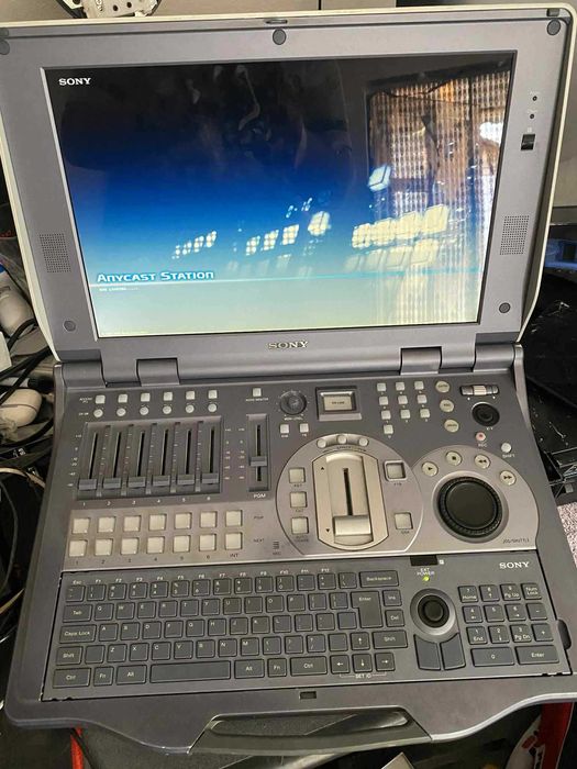 Sistem supraveghere Profesional Sony AWS-G500E Anycast Station +Camere