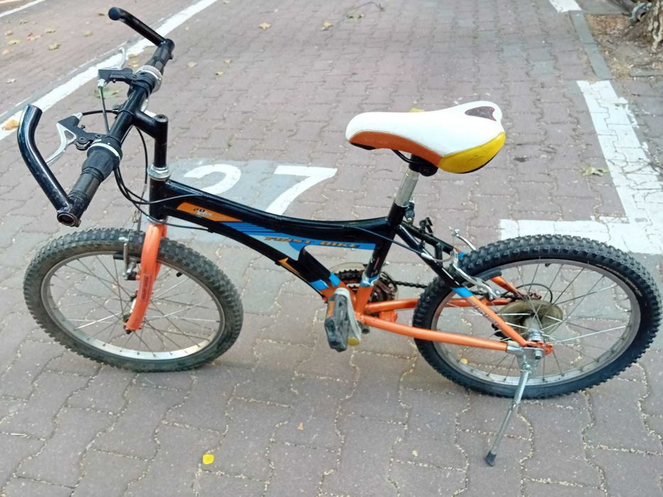 Bicicletă First Bike copii, roți de 20 plus cască B’twin