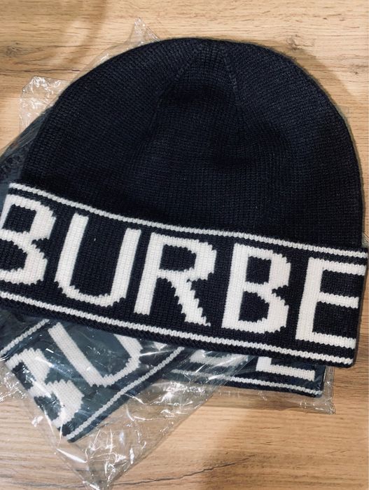 Шапка burberry…..