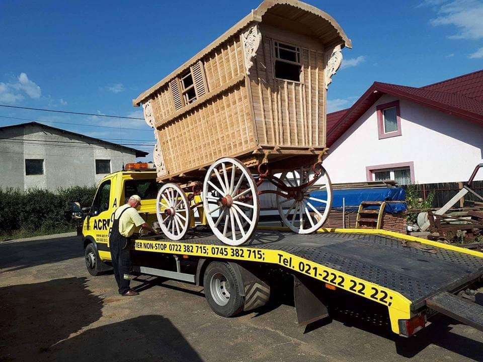 Unicat căruță țigănească  ,decor cinema, nunti foto .,cabane ,pensiuni