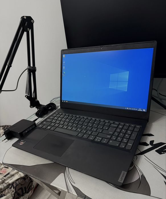 Продам игровой ноутбук lenovo в хорошем состоянии