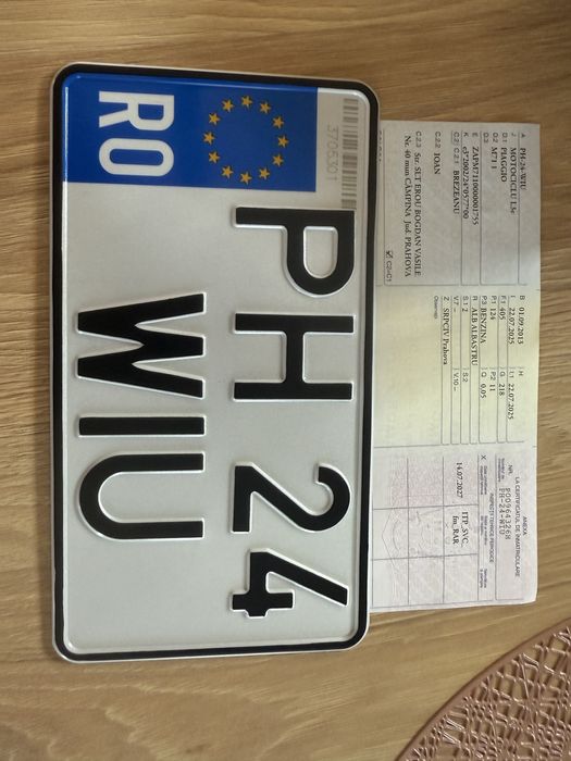 Vand triciclu 125 cmc permis B