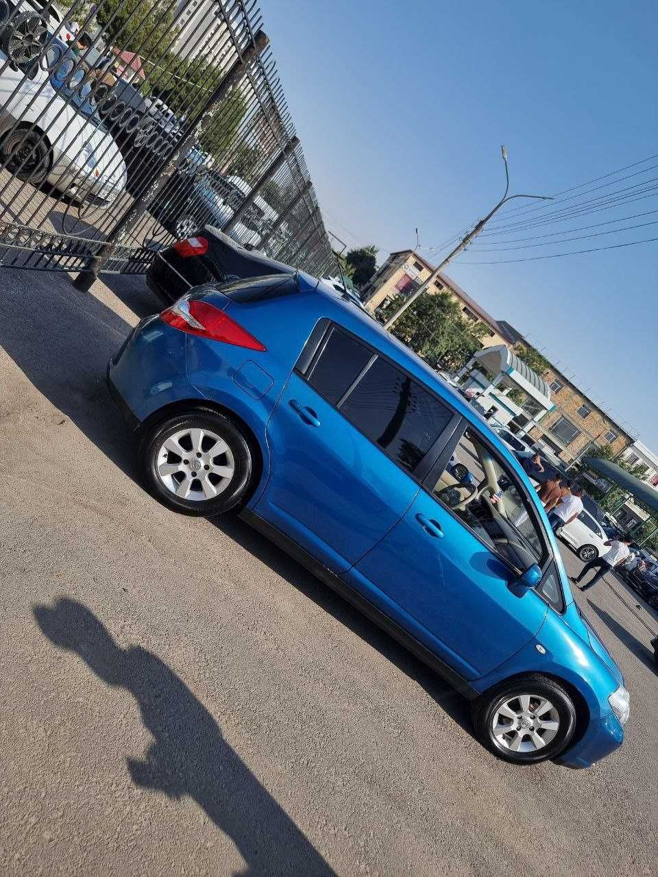 Nissan Tiida 2008 yil