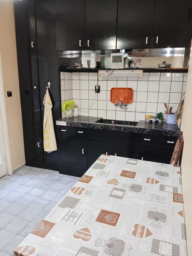 Продава се Тристаен апартамент в Стара Загора, Три чучура - център - 80 кв.м за 969 €/кв.м - Снимка #6