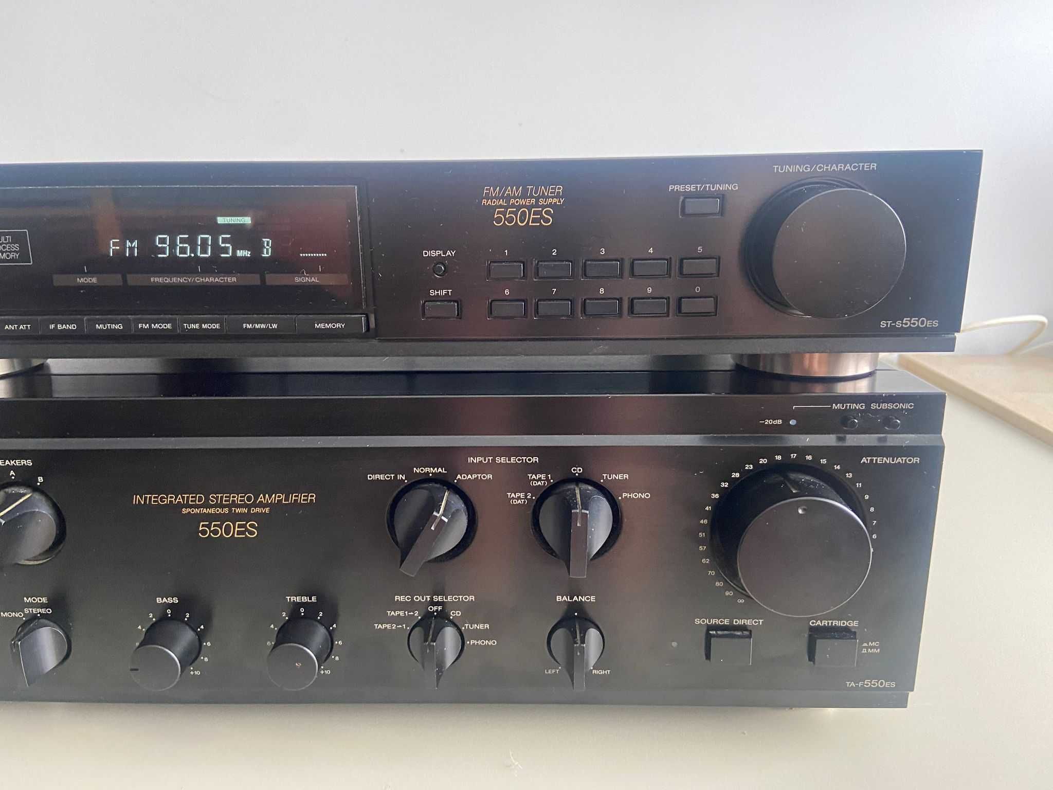 Vand Linie Sony - Amplificator TA-F550ES si Tuner ST S-550ES