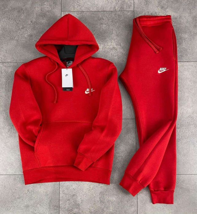 Нова колекция мъжки екипи Nike Tech Fleece!