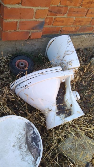 Унитаз сатылады  жагдай жаксы