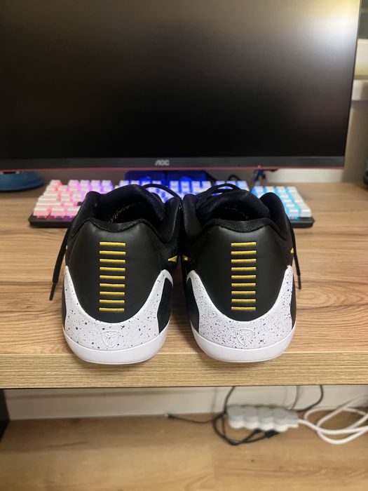Обувки kobe 9 (46 номер)