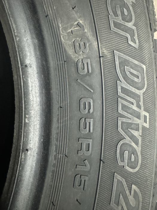 Продам шины в отличном состояний