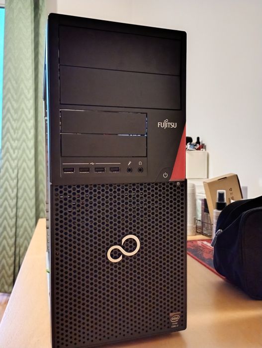 Vând PC intel i7 4770 3.4ghz ,16gb RAM DDR3, ssd 240 Gg nou