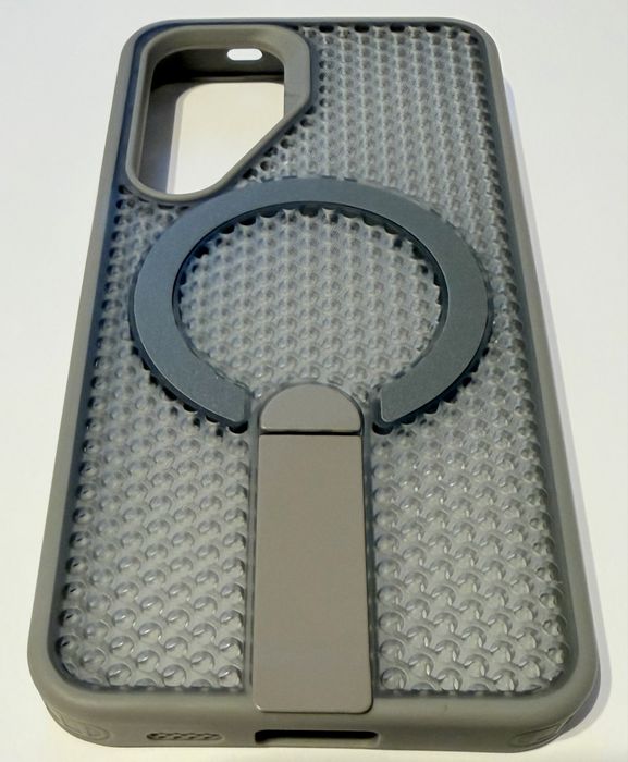 Охлаждащ калъф с MagSafe + стойка за Samsung S24 / S25 / Ultra /Plus