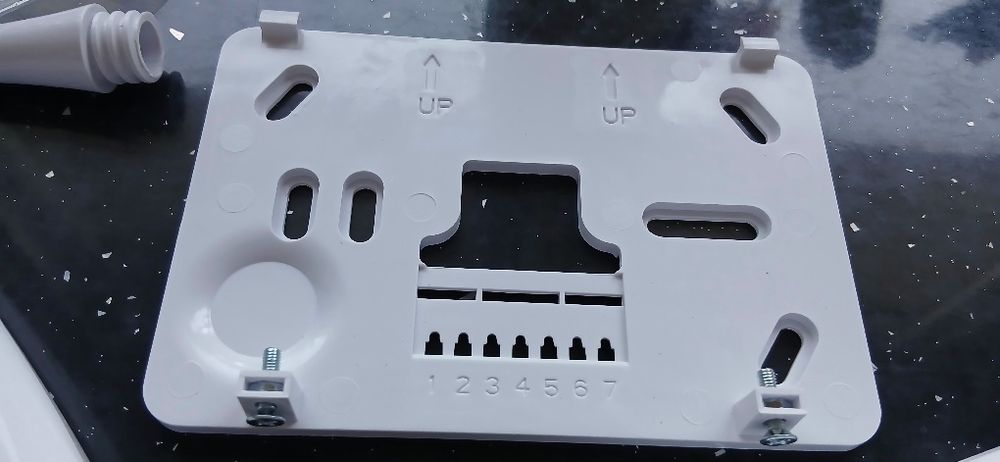 Termostat inteligent PNI CT36 fara fir cu WiFi