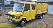 продавам товаропътнически Mercedes 208D