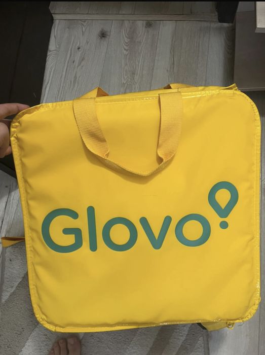 Geanta glovo folosita o saptamana ! Nou nouta