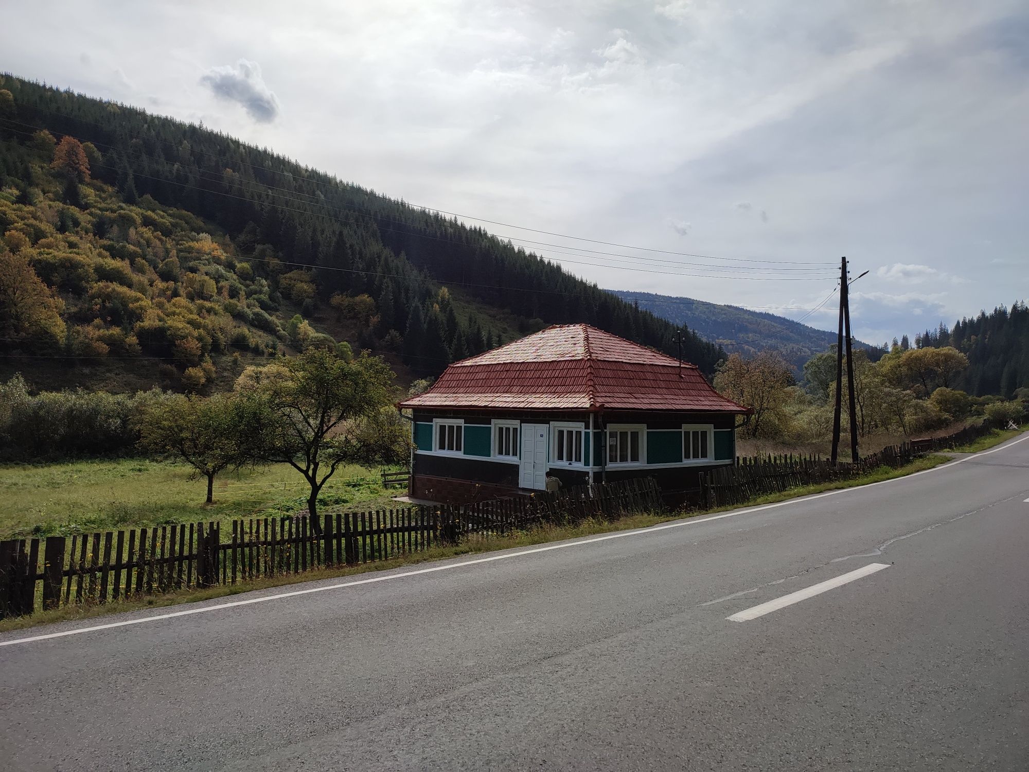 Casa  caramida 4 camere zona Borsec schimb cu ap iasi