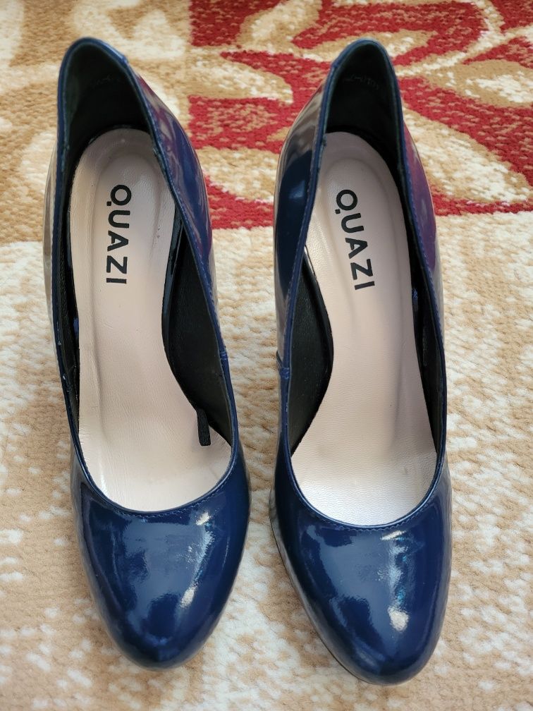 Pantofi cu toc Bleumarin marimea 36