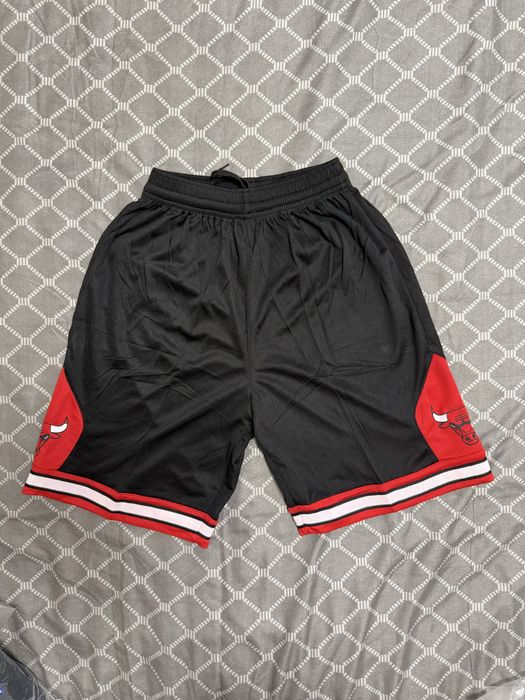 Pantaloni scurți Chicago Bulls originali – mărime L