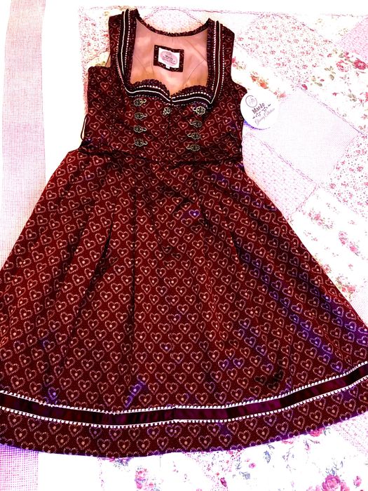 Дриндл рокли.